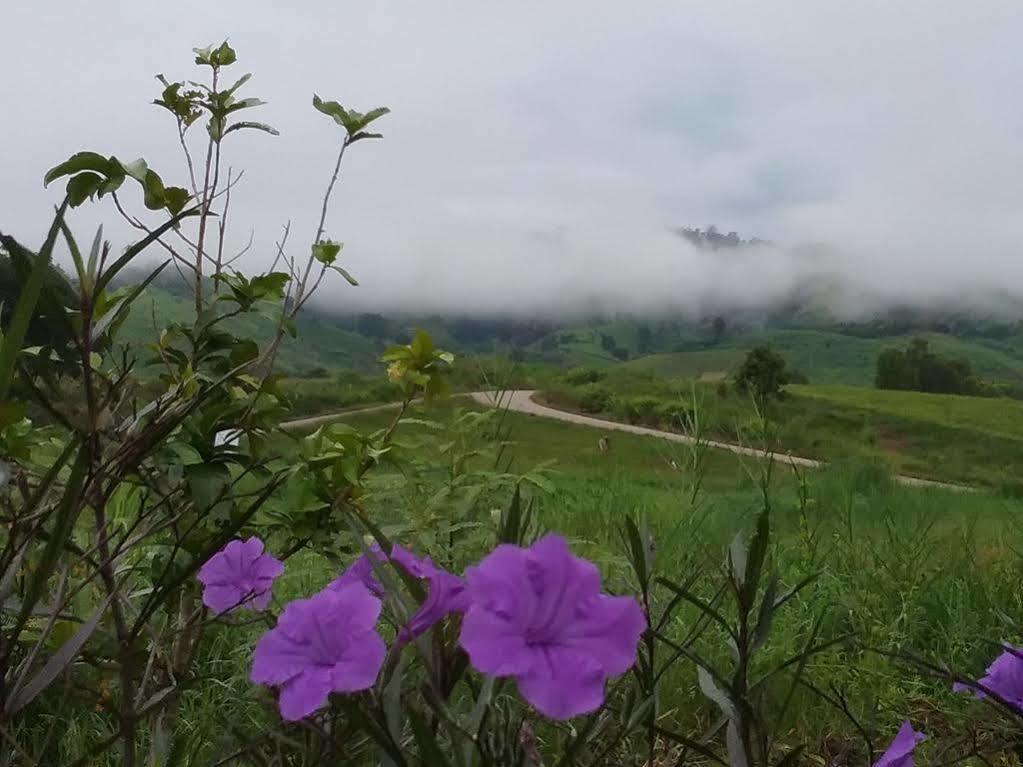 Baan Khao Kho Rim Tarn Hotell Exteriör bild